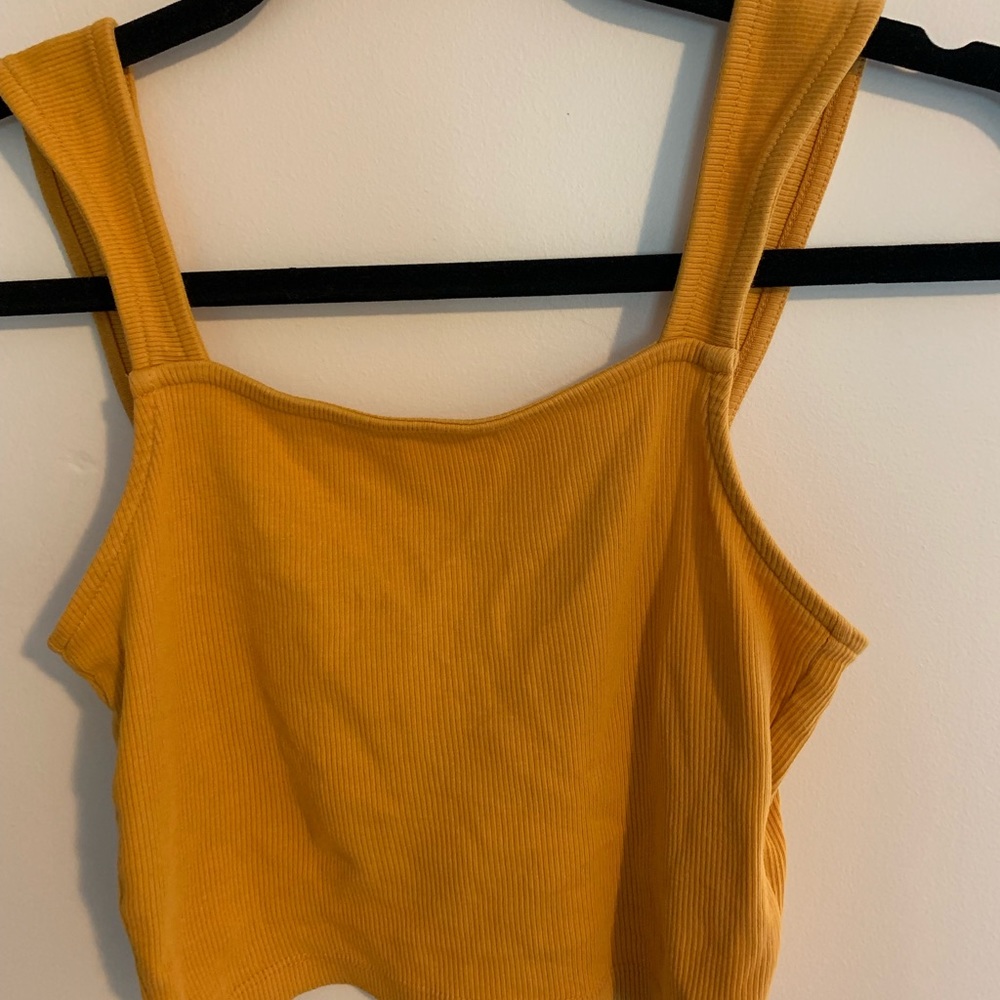 Summer crop tank top
